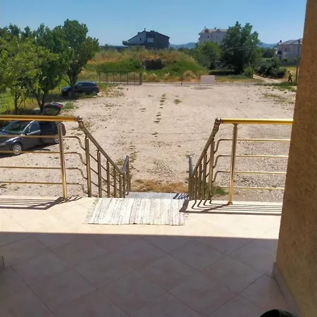 Karaj Appartamento *