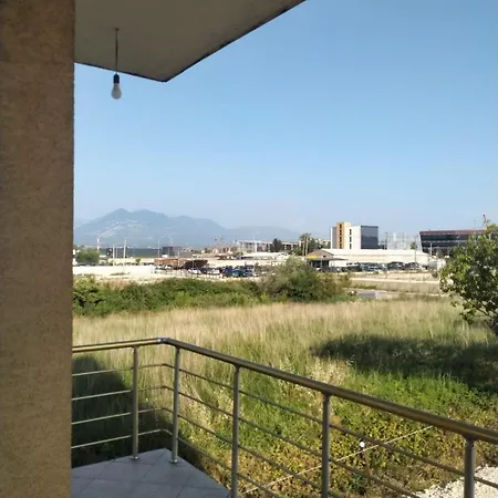 Karaj Airoport Tirana